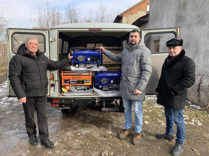 C4 - Буковинський медцентр «Промінь здоров’я» отримав генератори від ...