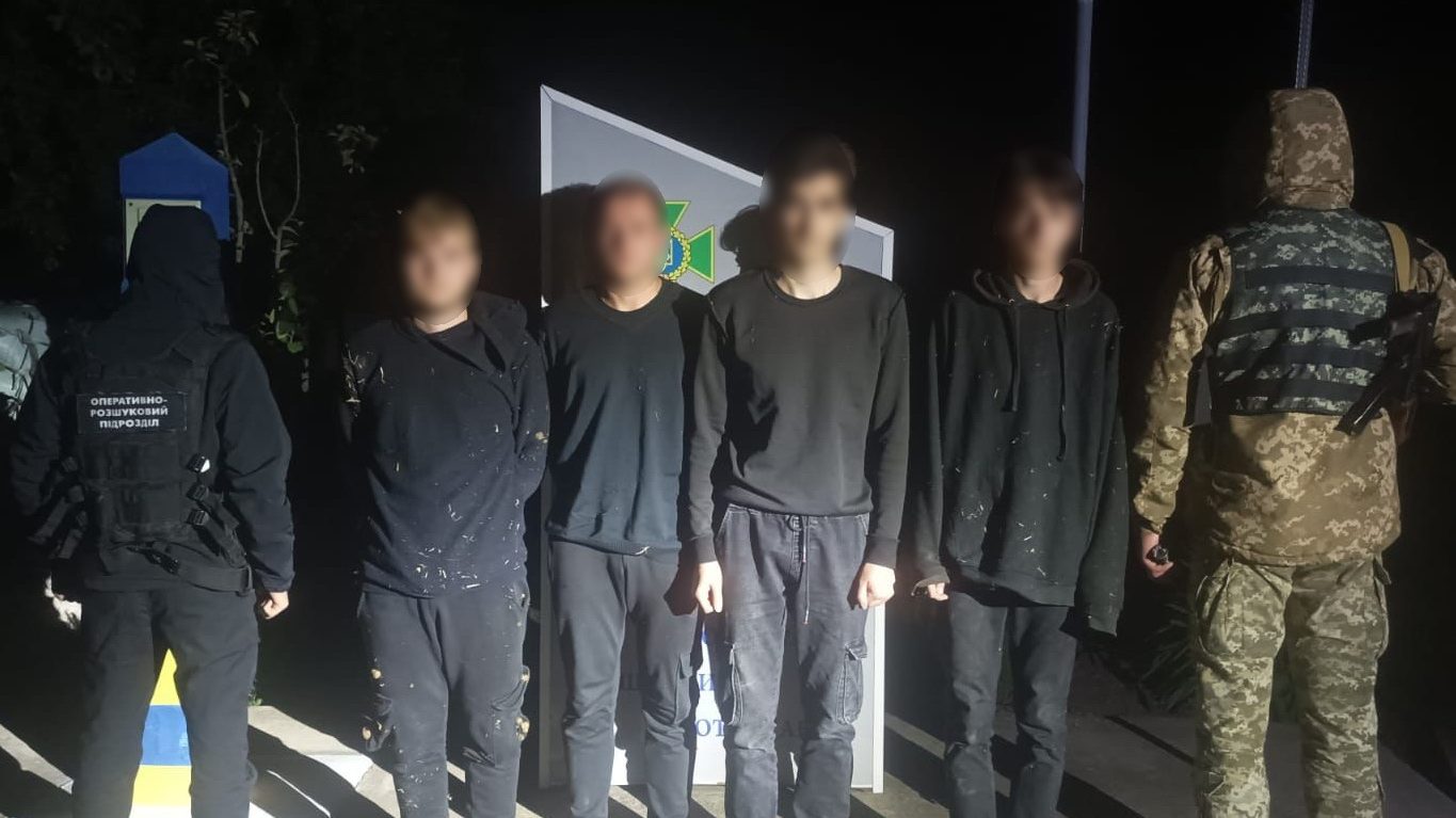 C4 - Упродовж вихідних на Буковині затримали 18 військовозобов’язаних ...
